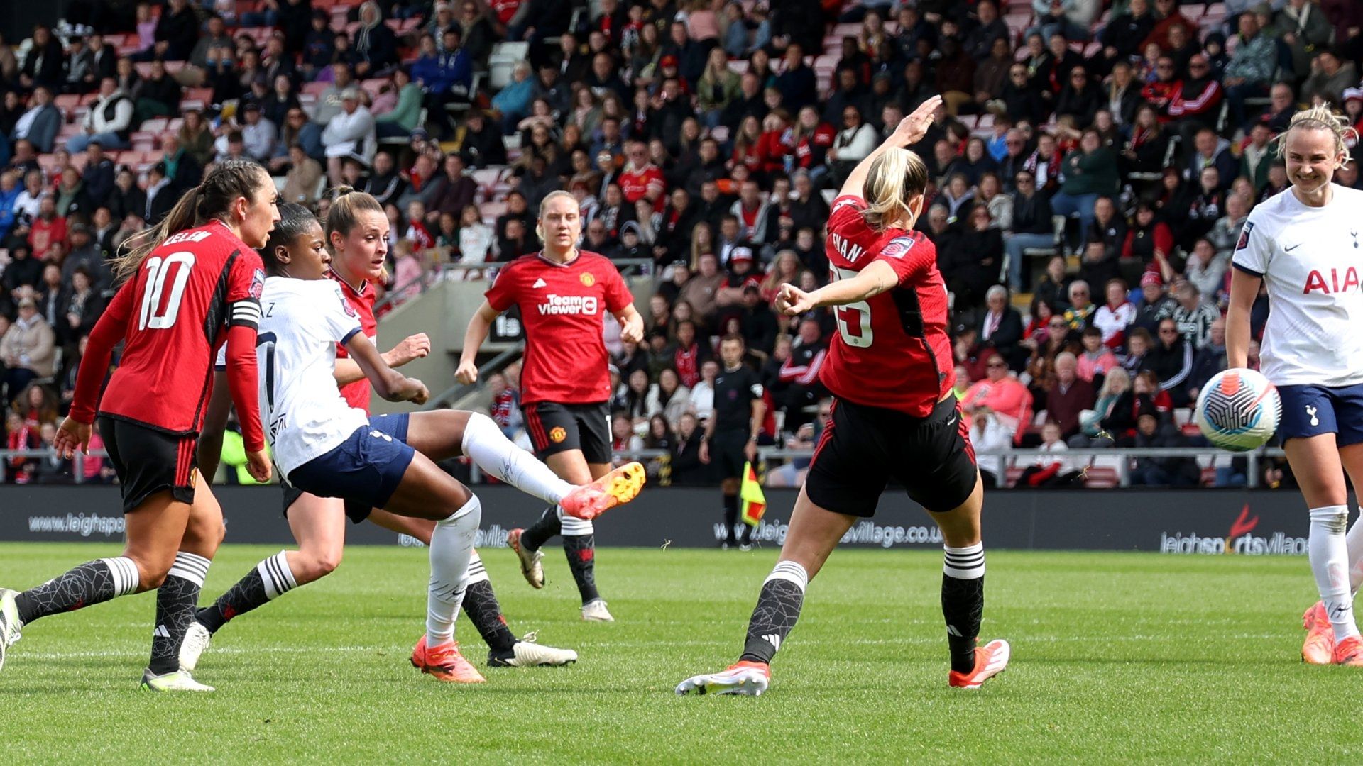 Jessica Naz goal Tottenham Manchester United 2023-24