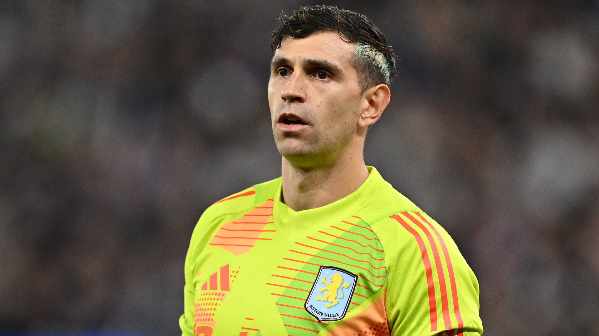 Emi Martinez Aston Villa 2024-25