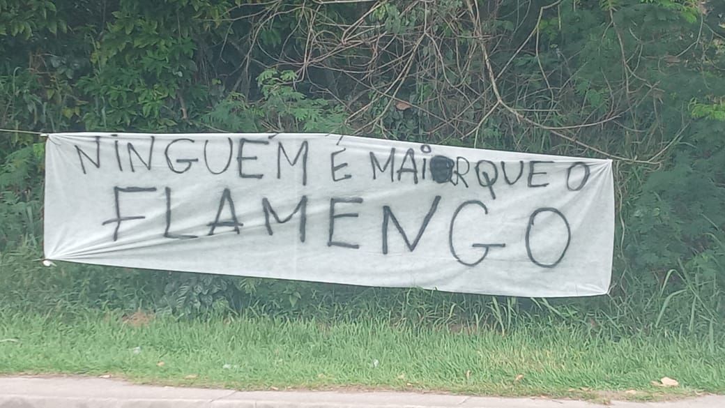 Ninguém é maior - Protesto Ninho do Urubu Flamengo 05122020