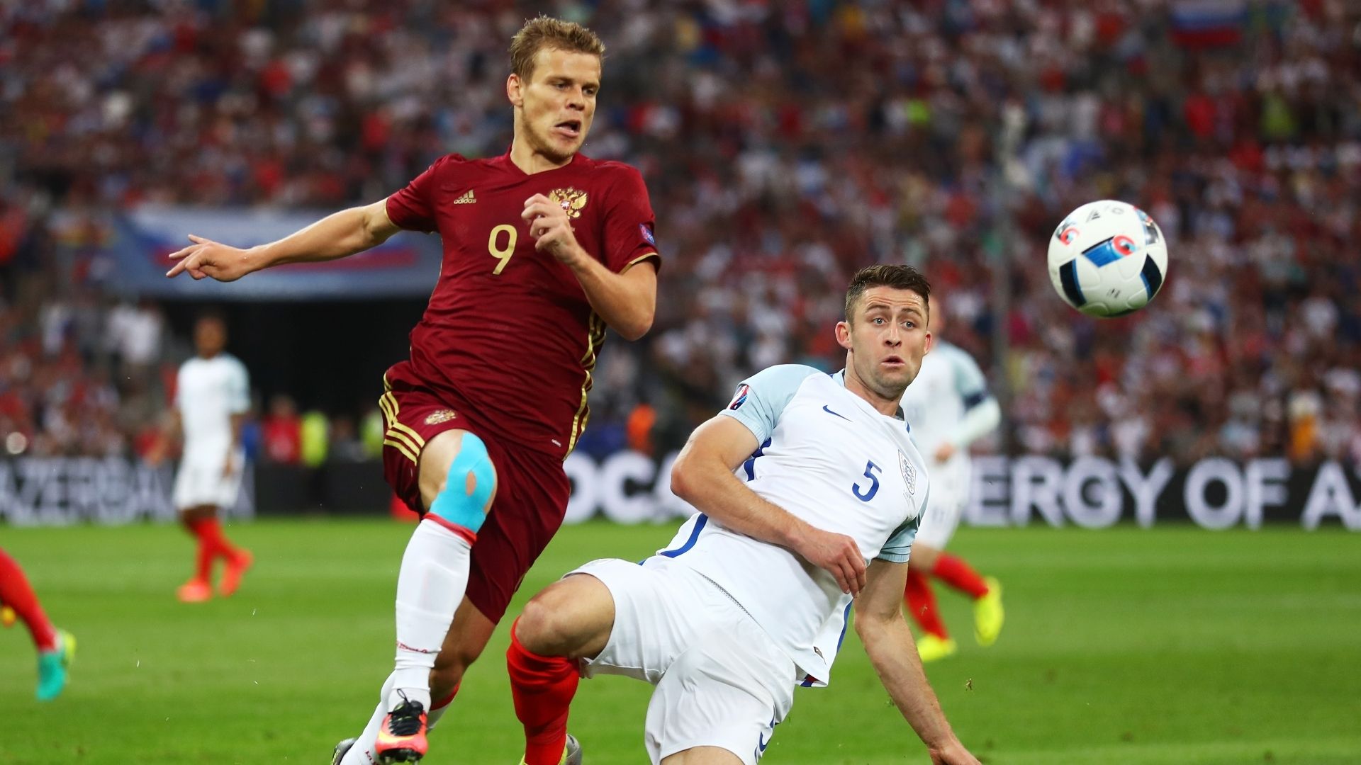 Aleksandr Kokorin, Gary Cahill, England vs Russia, Euro 2016