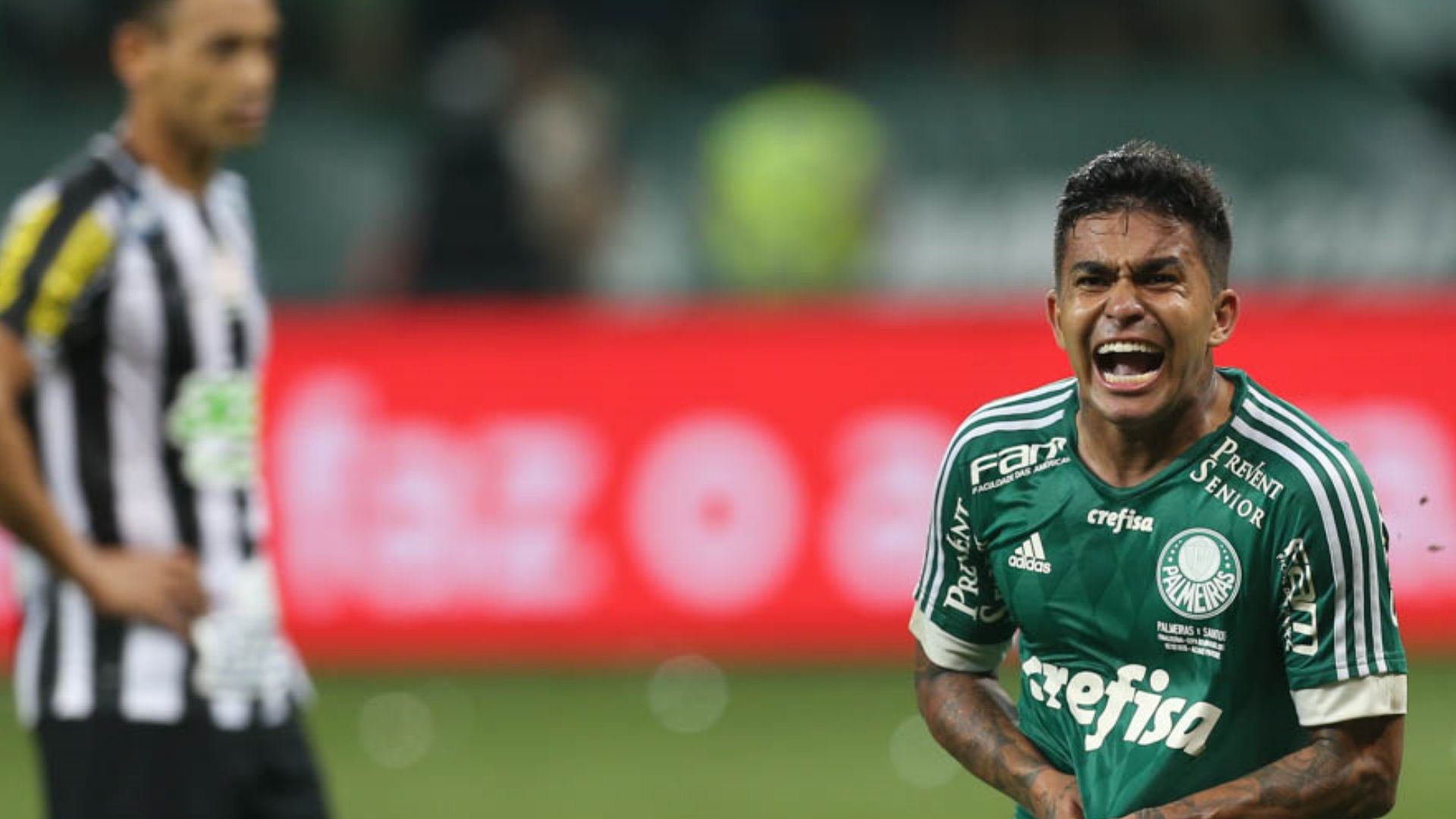 Dudu comemora gol do Palmeiras na final da Copa do Brasil de 2015, contra o Santos