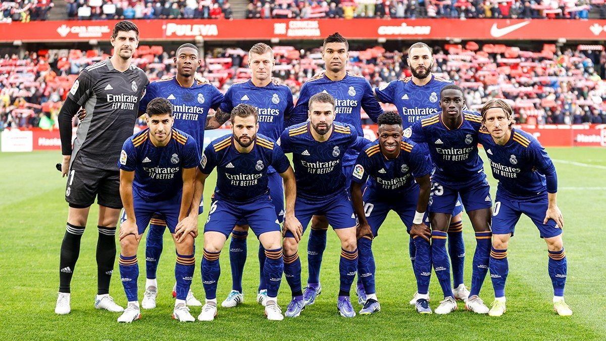 Real Madrid Granada Los Cármenes Primera División Liga Santander Alineación Once