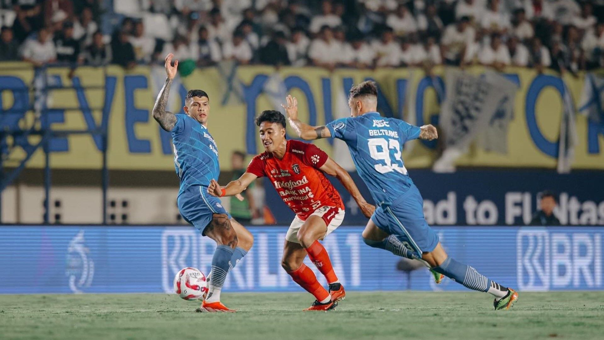 Ciro Alves Andhika Wijaya Stefano Beltrame - Persib Bandung vs Bali United 18052024