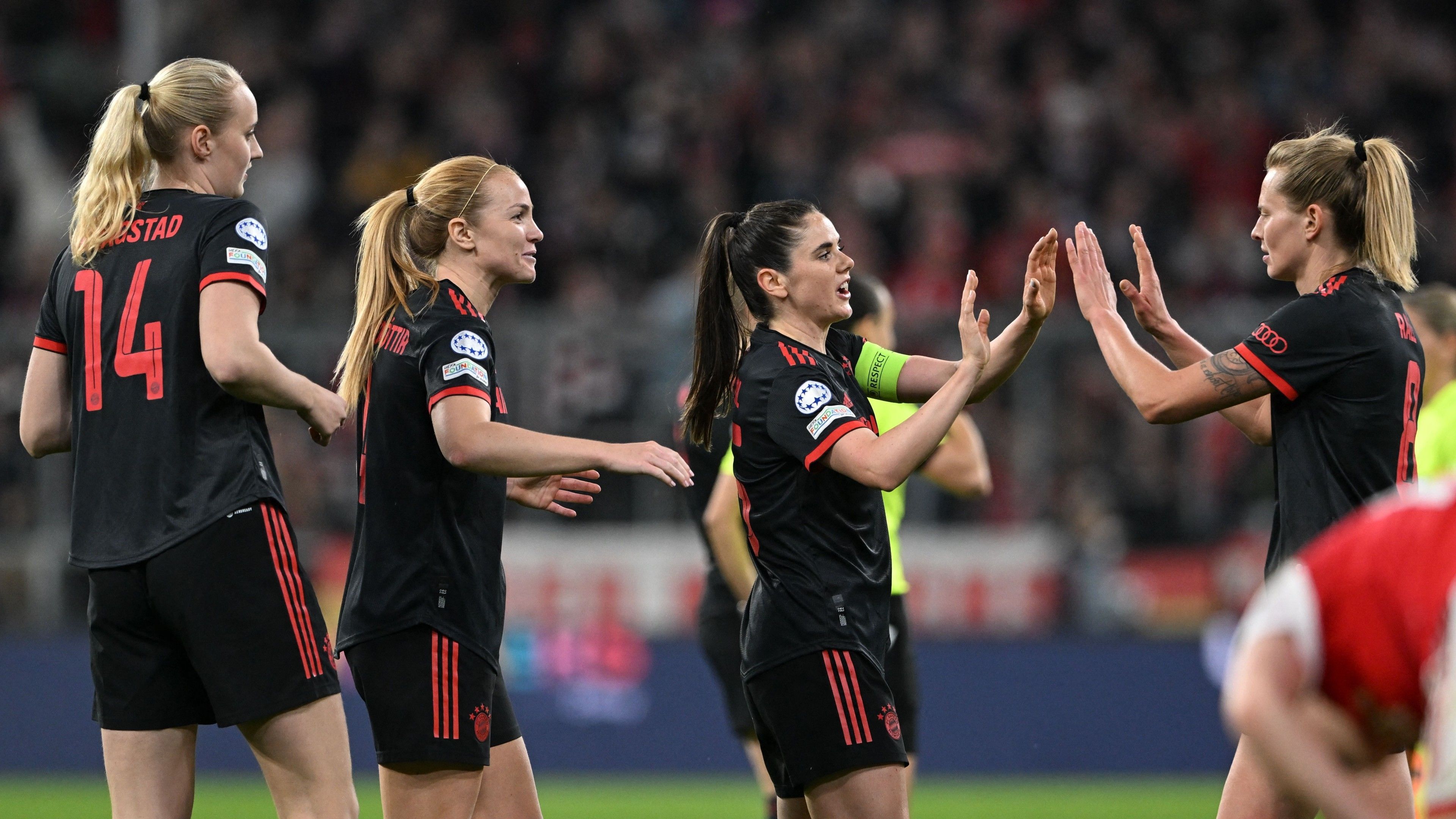 Bayern Arsenal Women