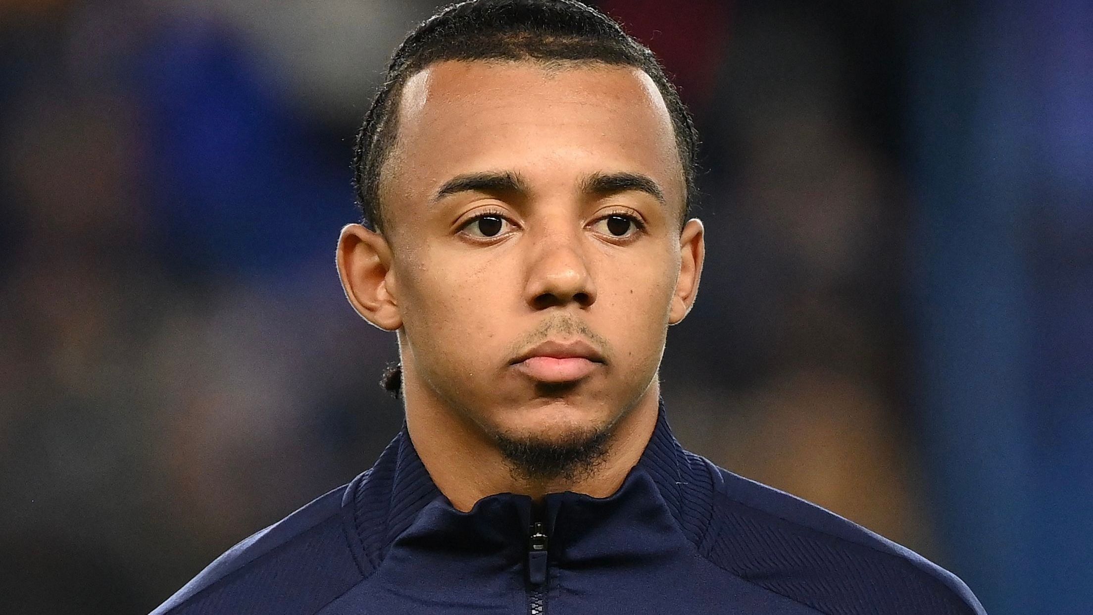 来日中！FCバルセロナ サッカーフランス代表 クンデ 直筆サイン