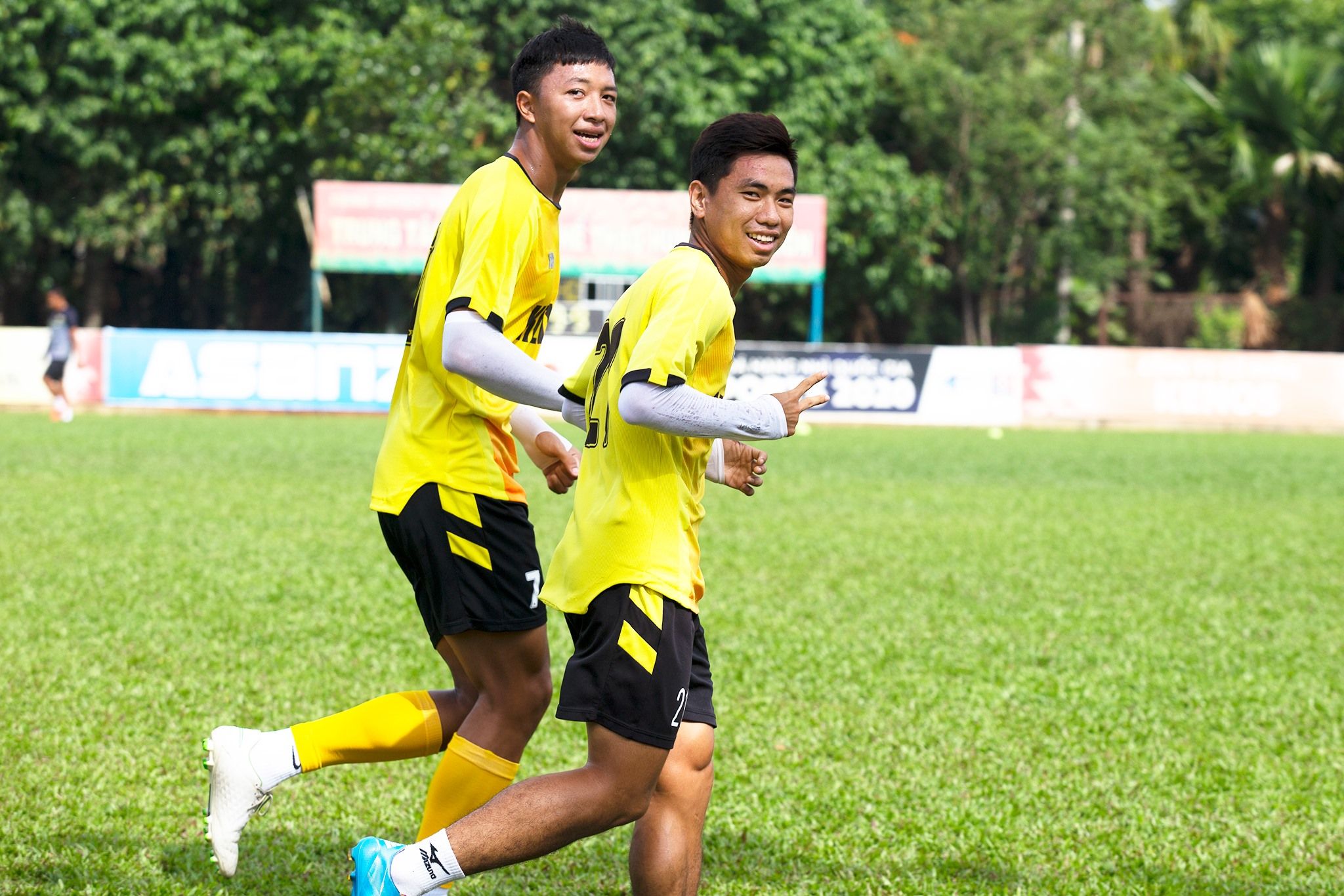 Lam Thai Tan Gia Dinh FC