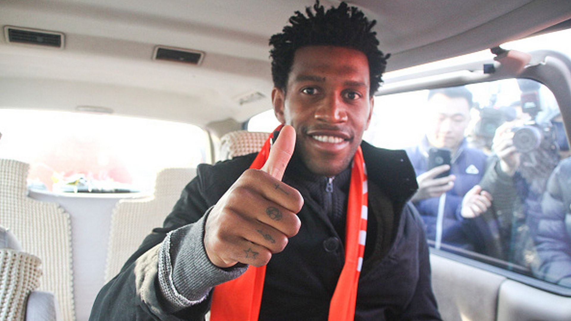 Carlos Gil Shandong Luneng