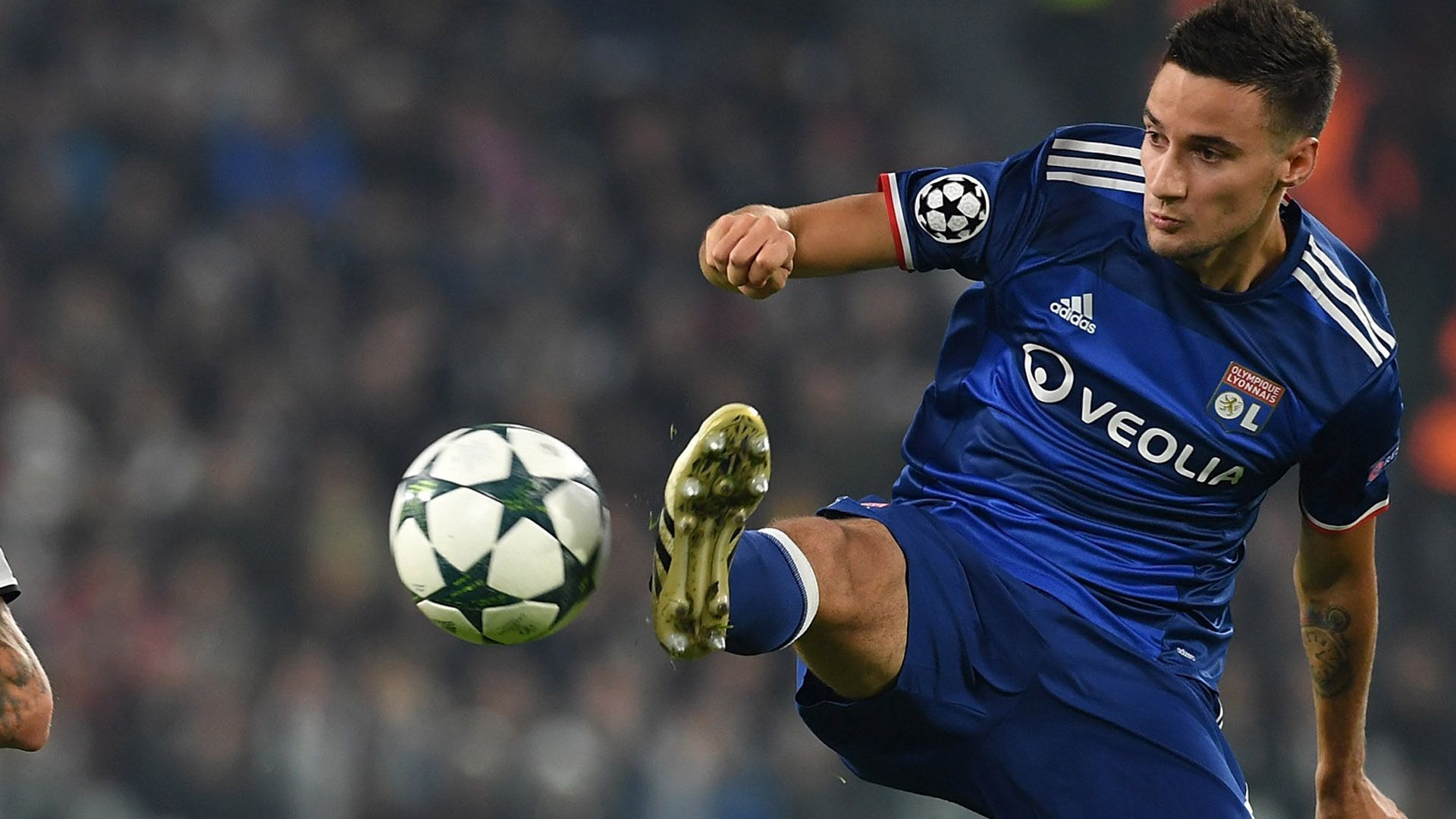 Emanuel Mammana Lyon 021116