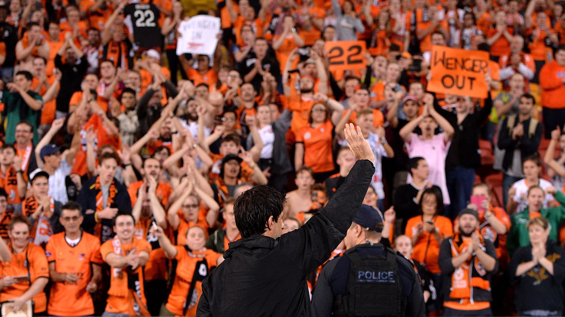 Thomas Broich Brisbane Roar 2017