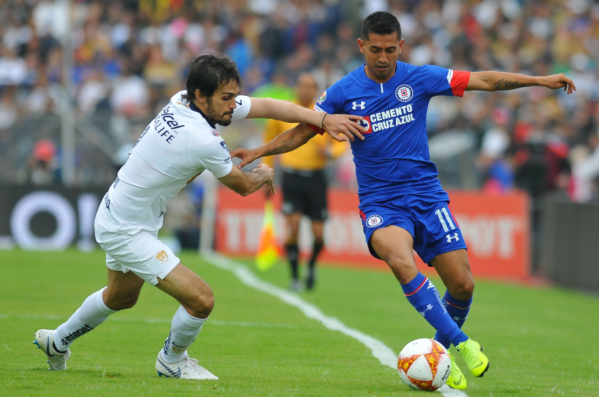 Pumas Cruz Azul Elías Hernández Alejandro Arribas