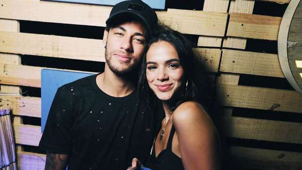 Neymar e Marquezine - 31/12/2017