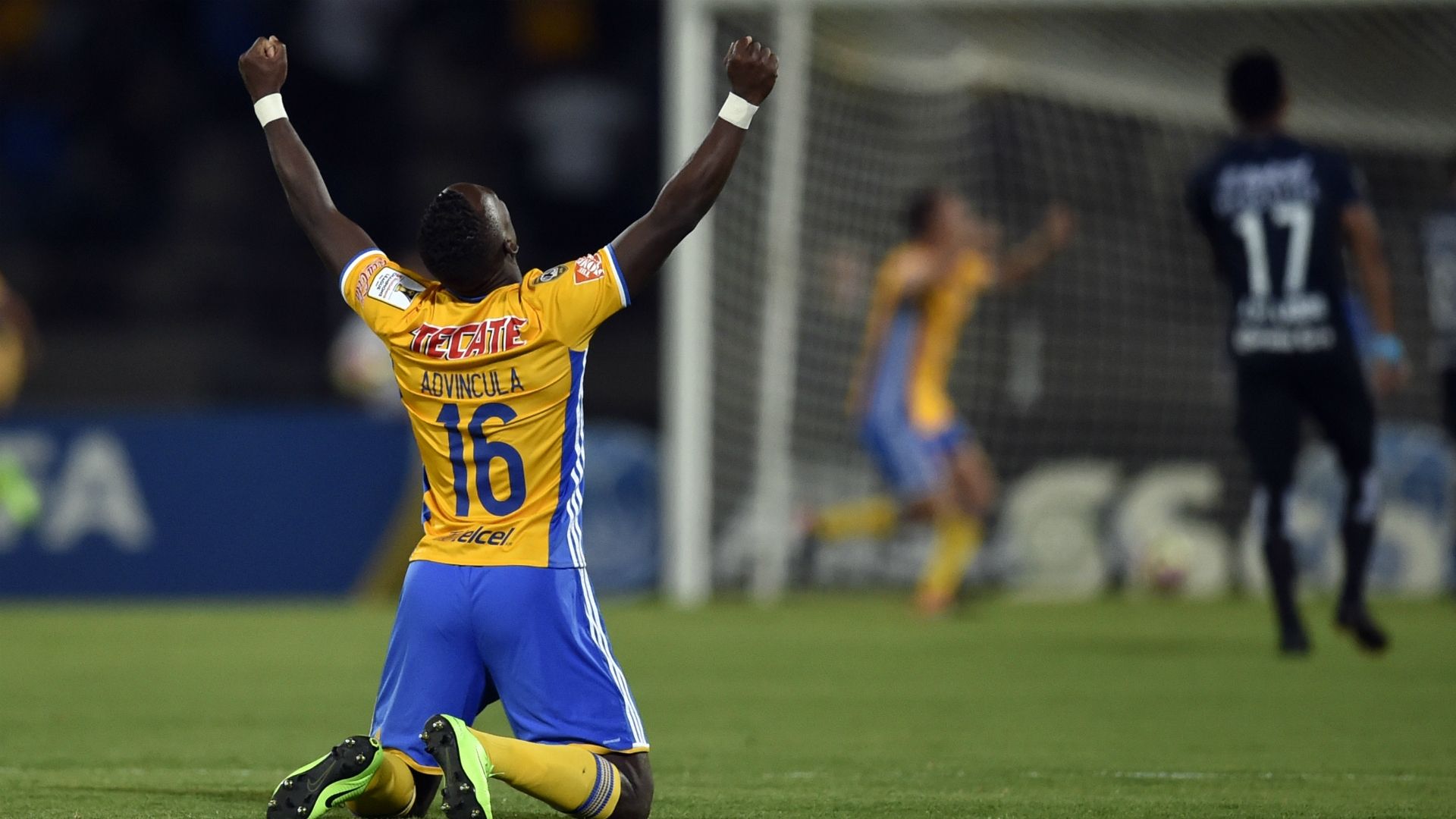 Luis Advíncula