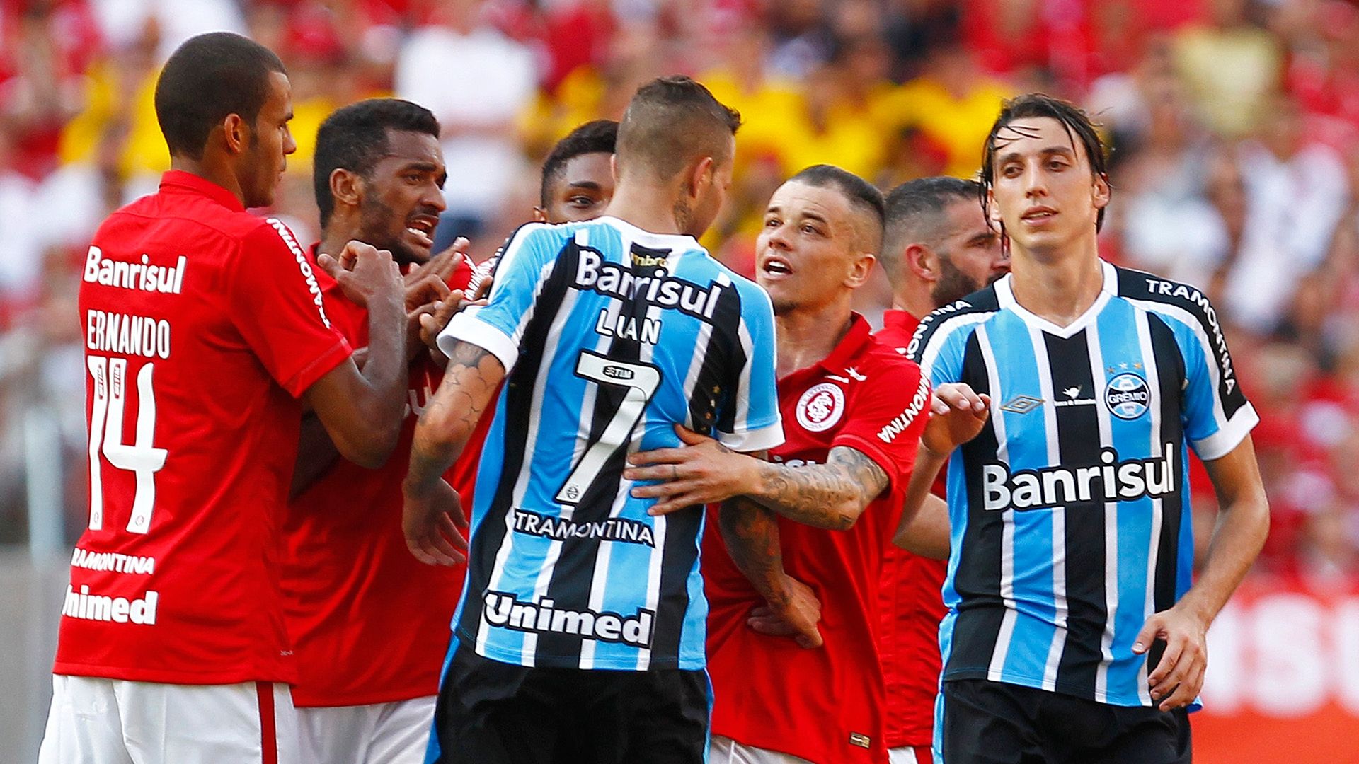 Luan D'Alessandro Internacional Gremio Brasileirao 22112015