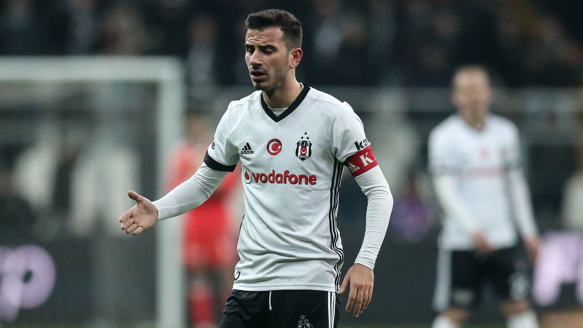 Oguzhan Ozyakup Besiktas