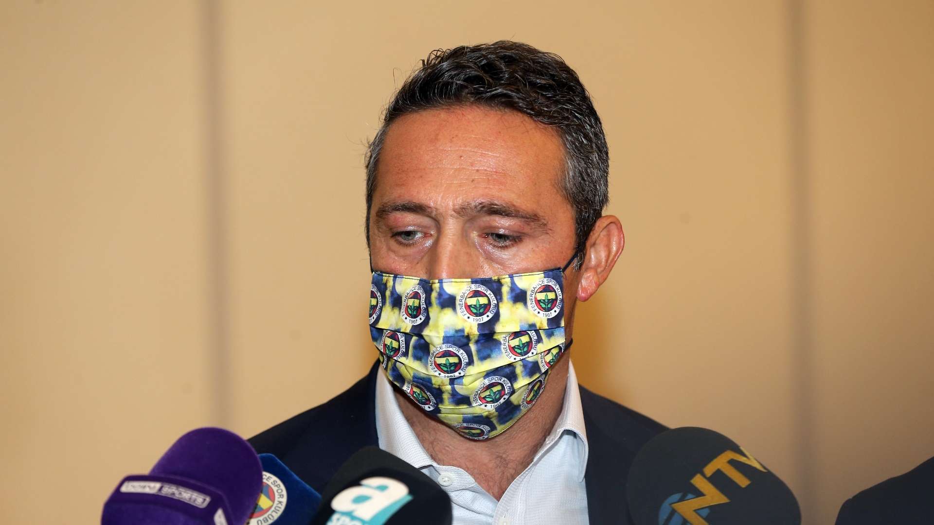 Ali Koc Fenerbahce maske