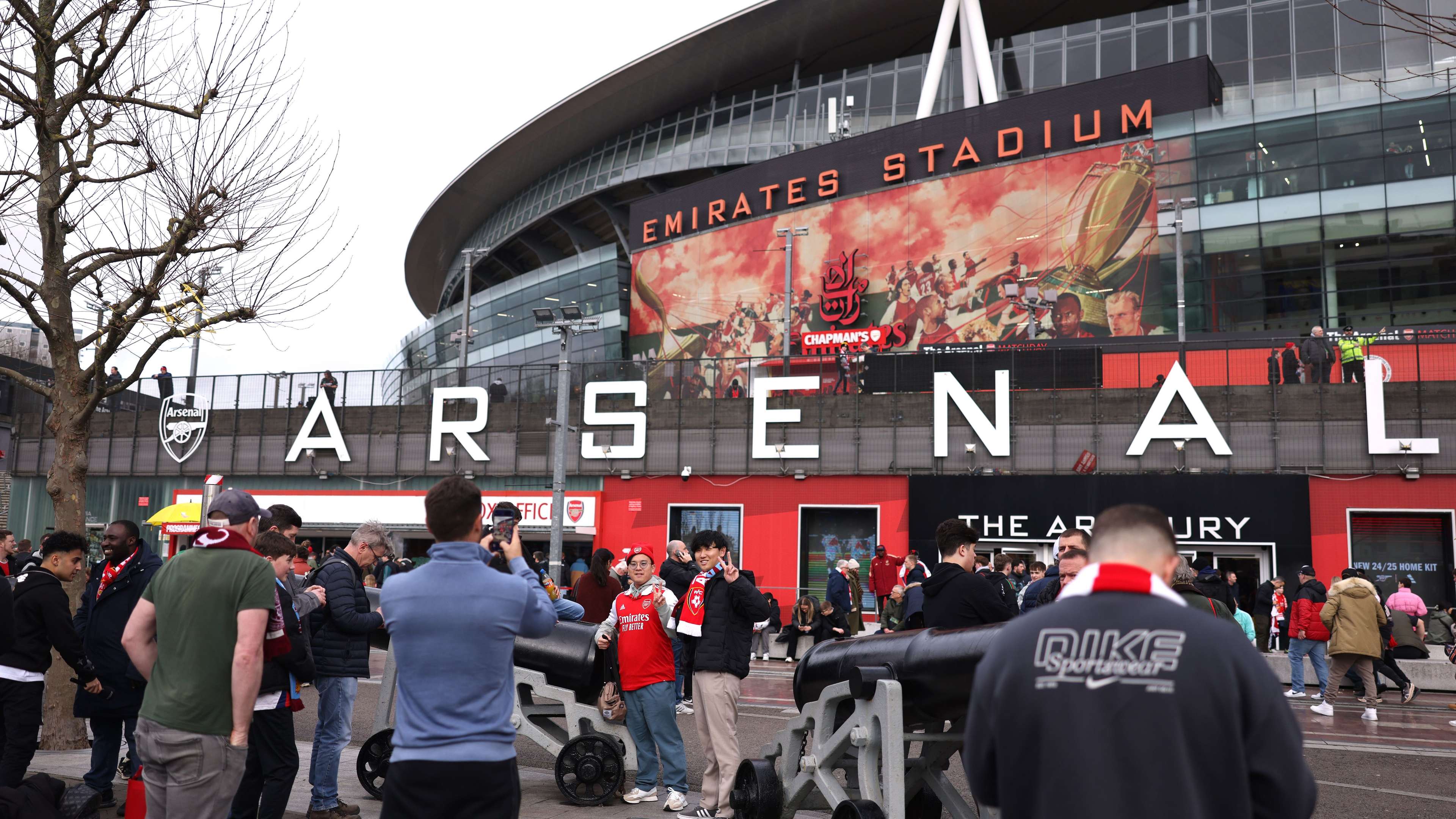 emirates stadium view