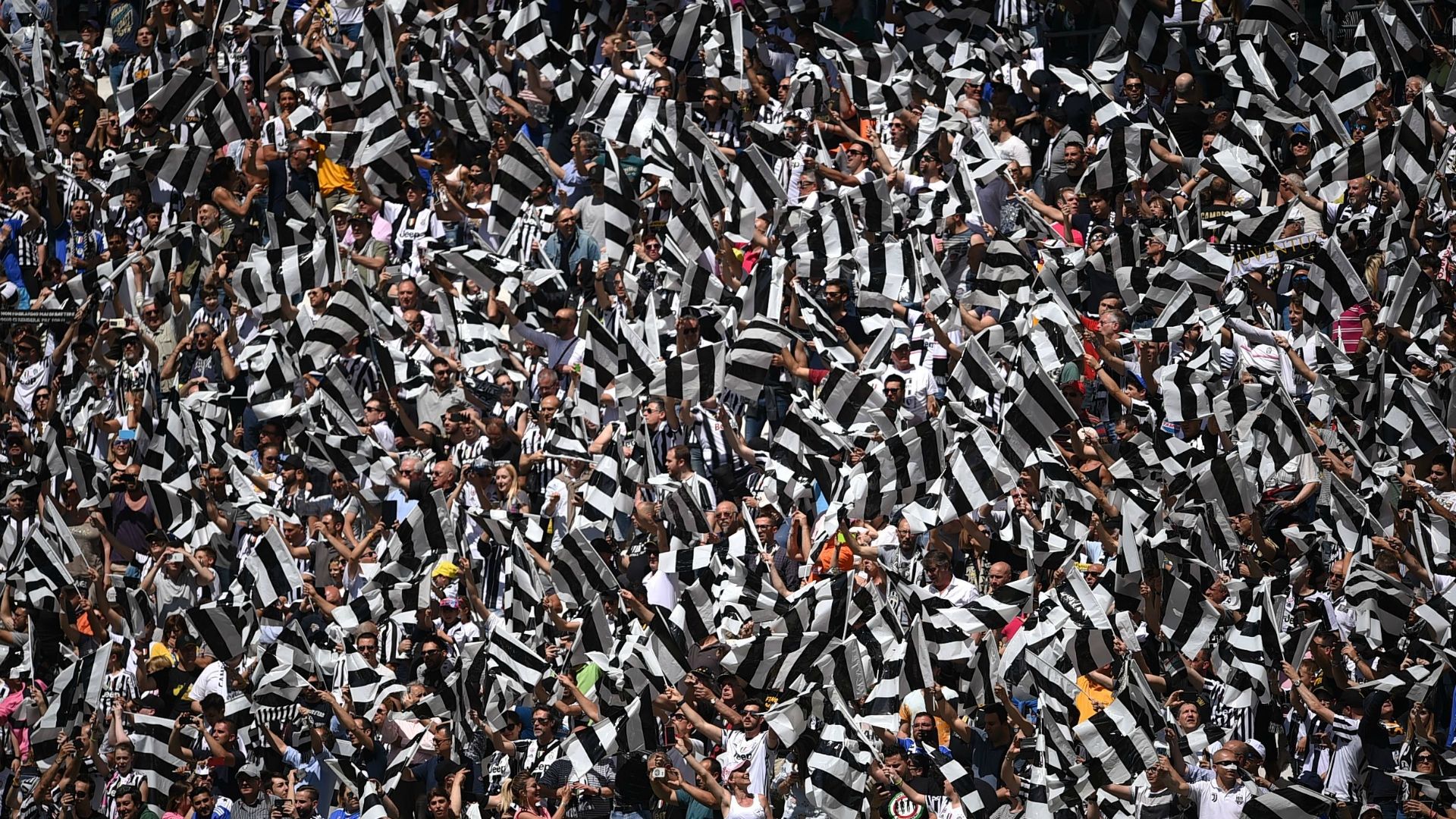 Juventus fans Serie A