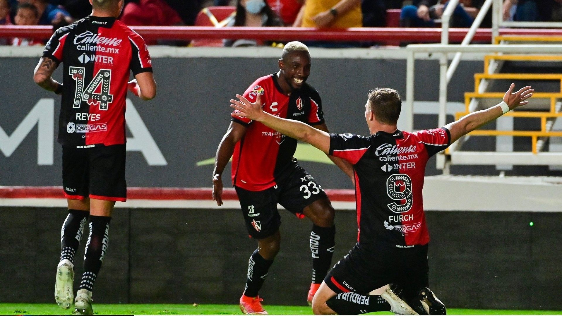 Julio Furch Julián Quiñones Necaxa Atlas Apertura 2021