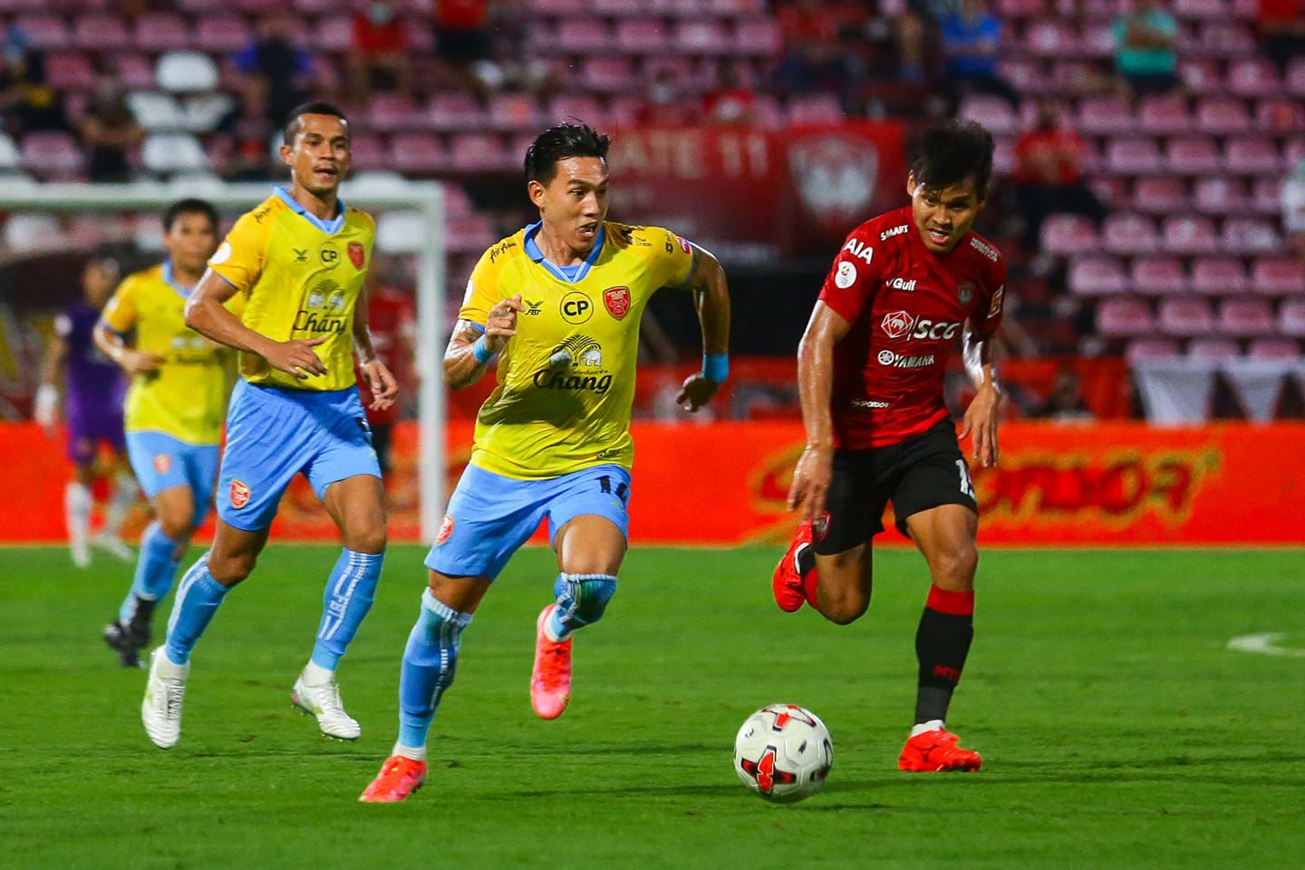 ธีรเทพ วิโนทัย