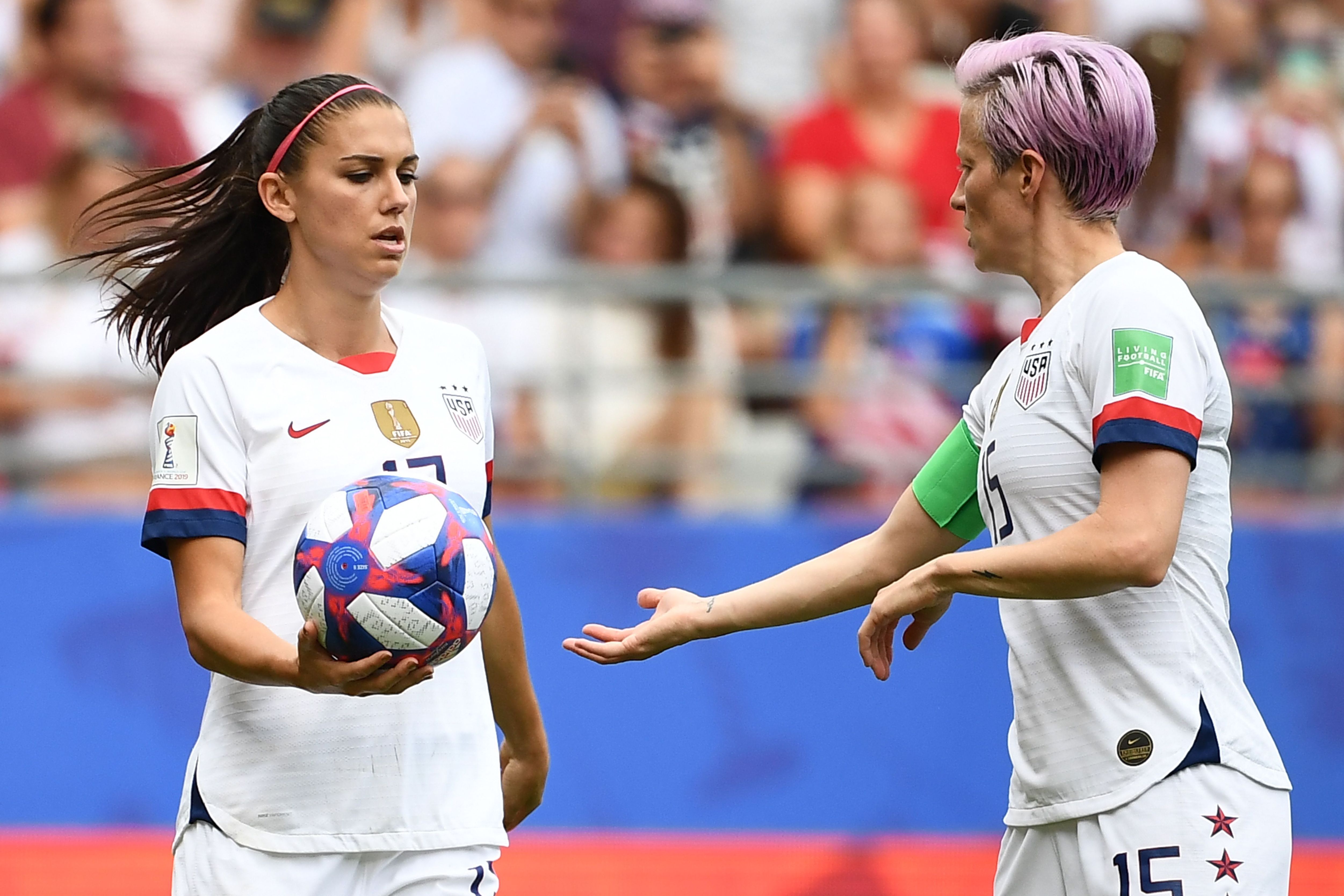 Megan Rapinoe Alex Morgan - Usa Women