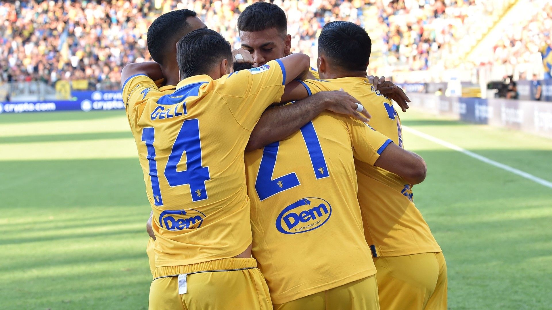 Frosinone celebrates goal against Atalanta Serie A