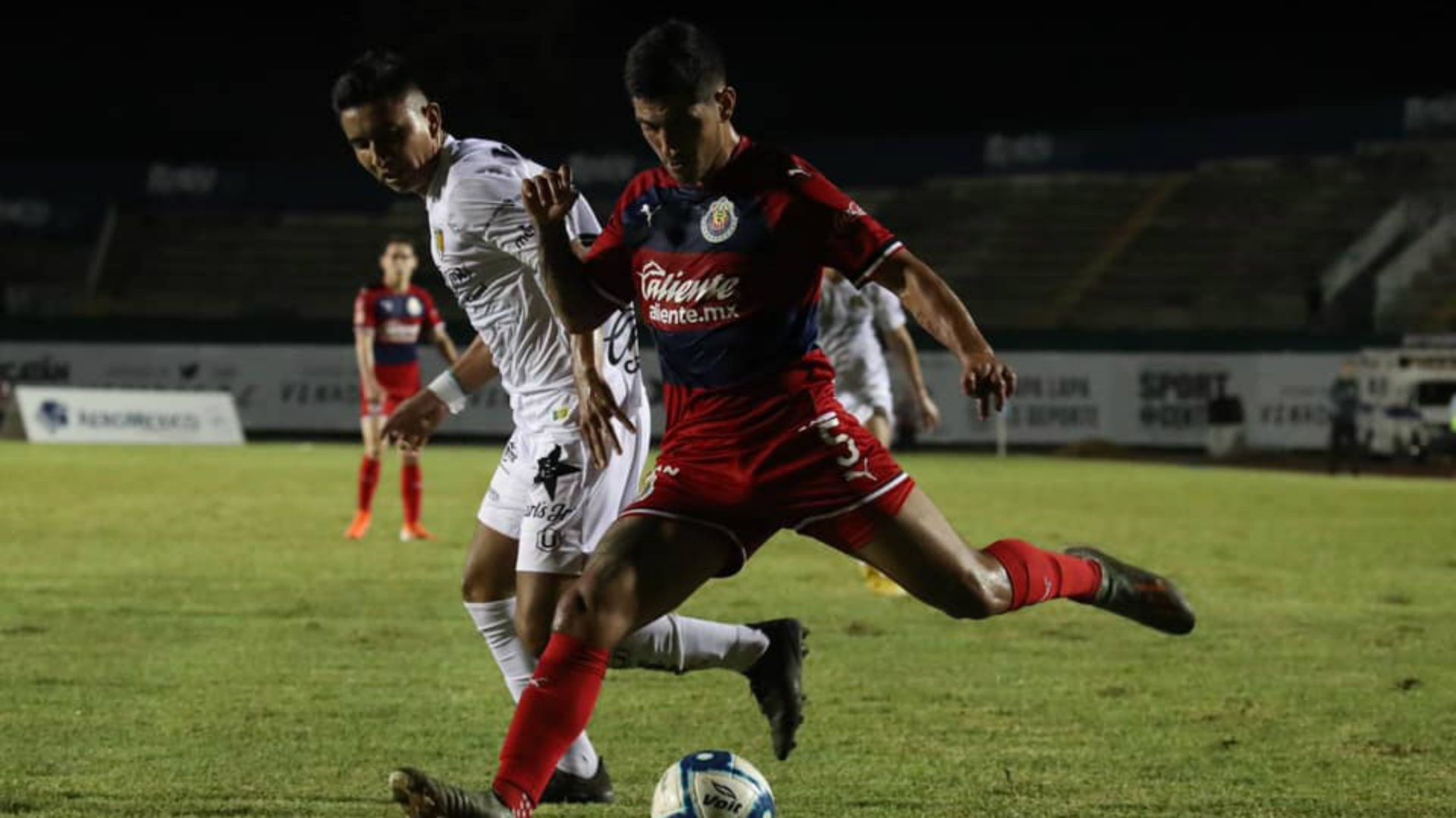 Víctor Guzmán Venados vs Chivas