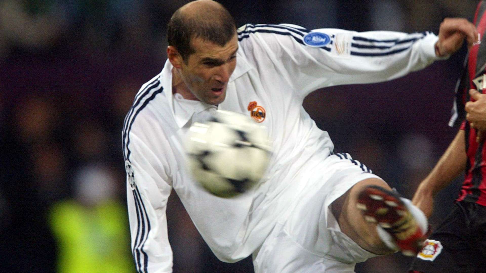 Zinedine Zidane Real Madrid Champions League 15052002