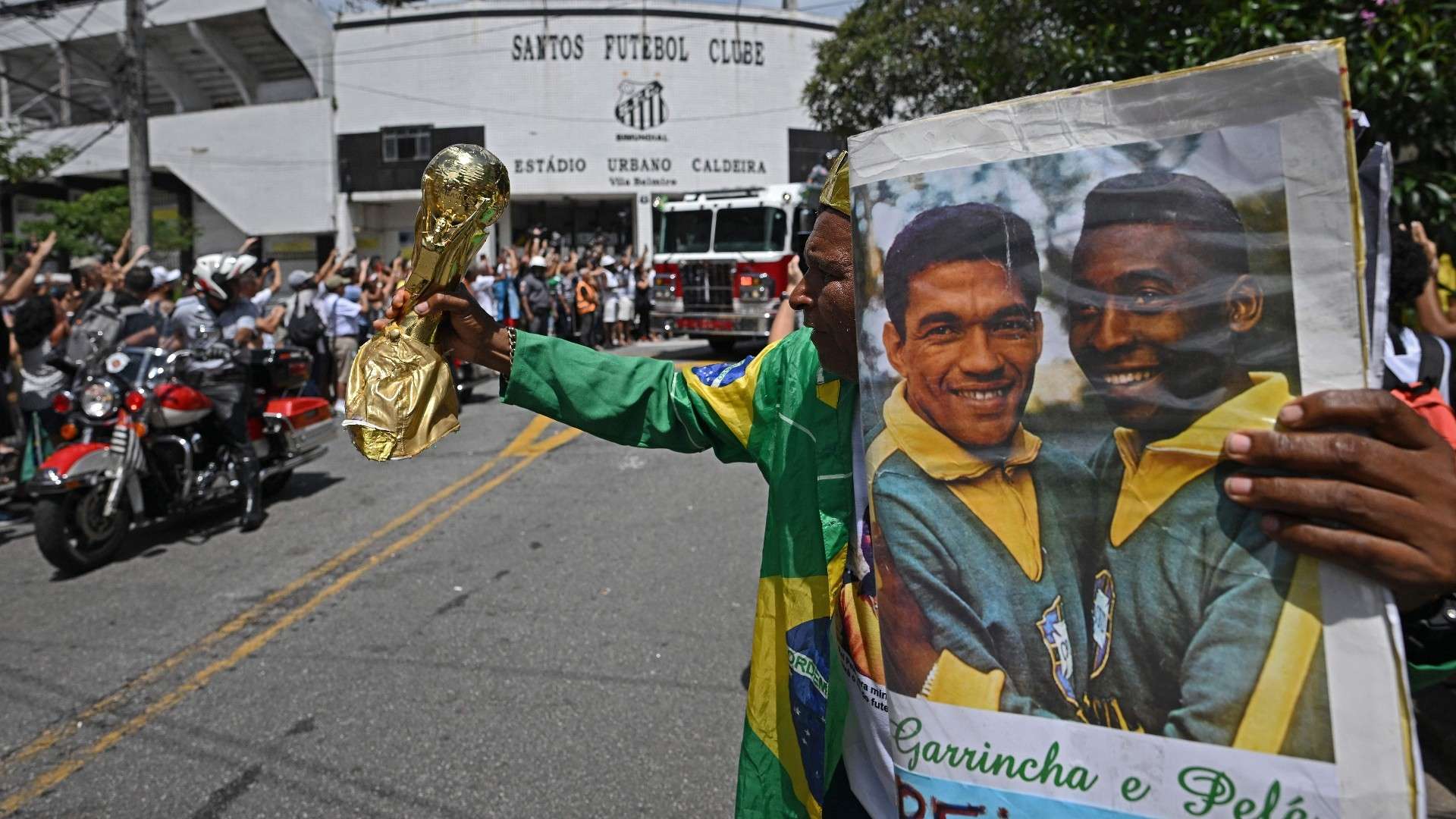 Torcedor Pelé e Garrincha enterro Pelé 03 01 2023