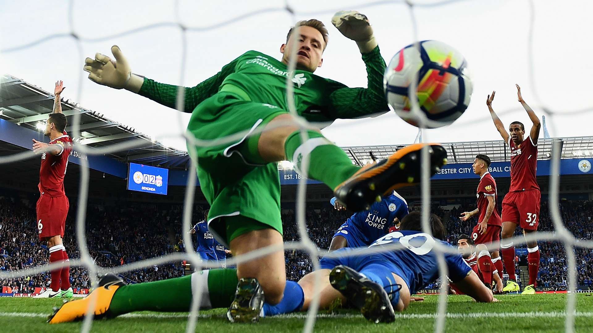 Simon Mignolet Liverpool v Leicester