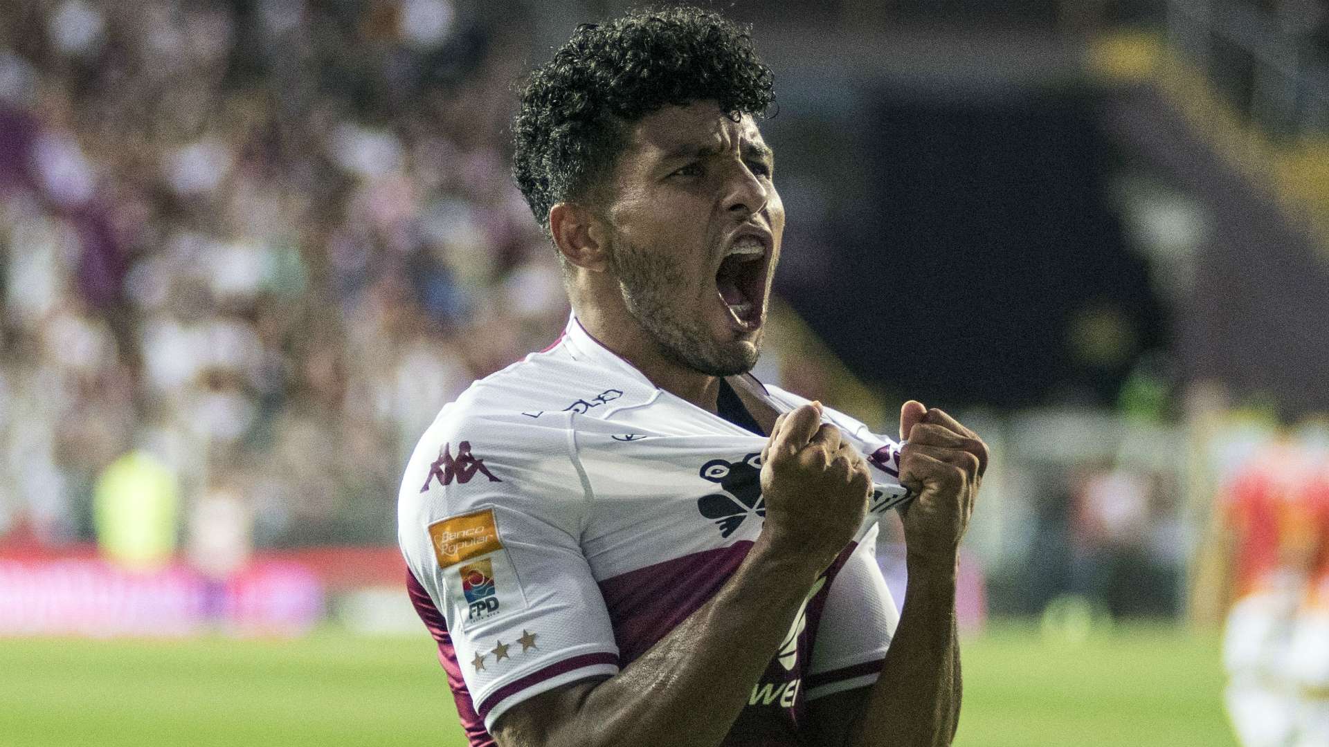 Johan Venegas Saprissa v Herediano Costa Rican Apertura Football Tournament final match 23122018