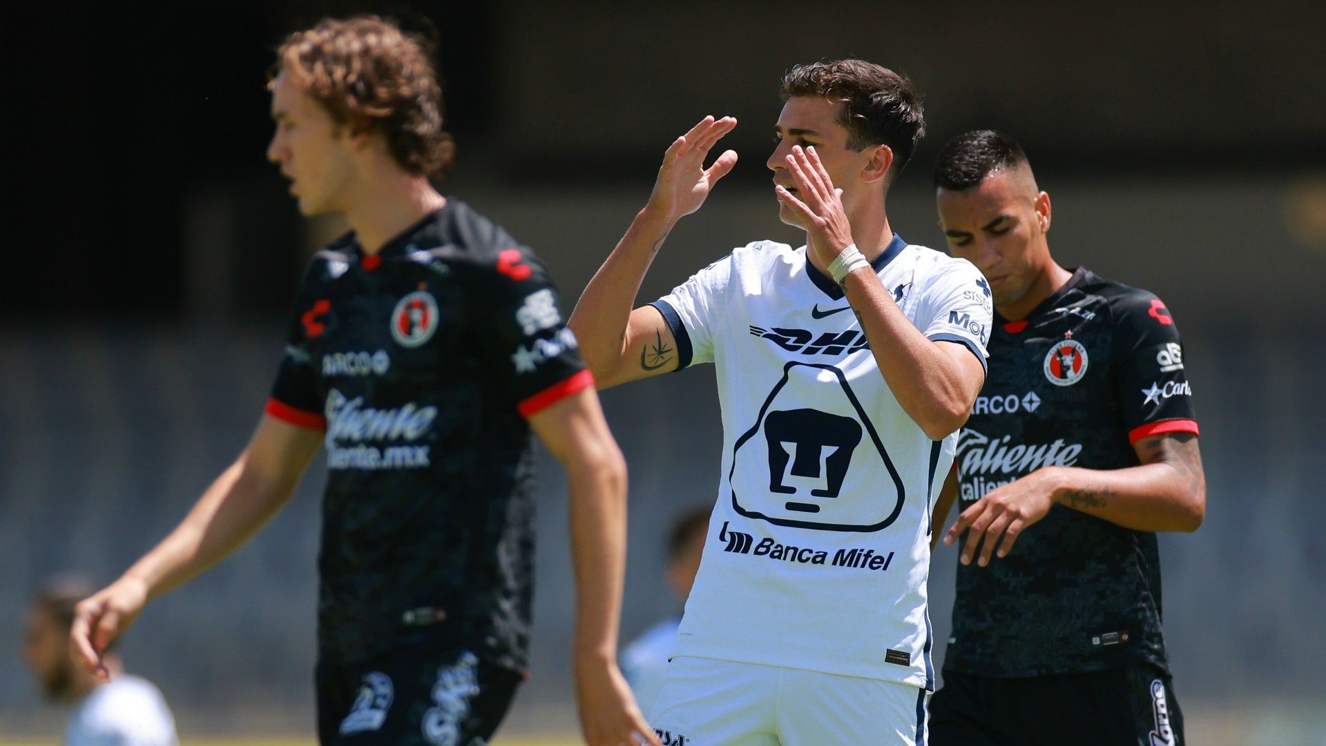 Pumas Xolos de Tijuana Juan Dinenno