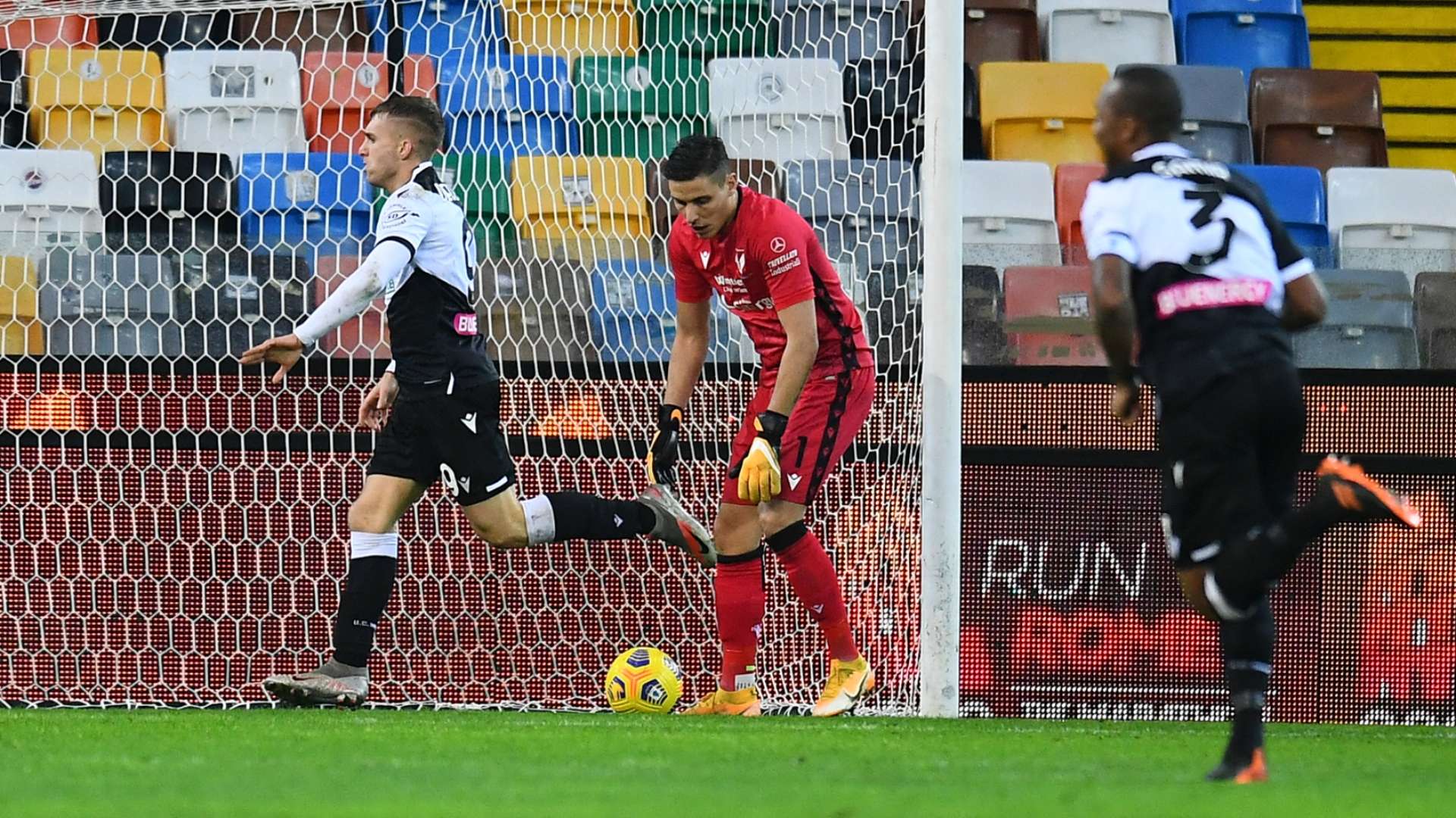 Deulofeu Silvestri Udinese Verona