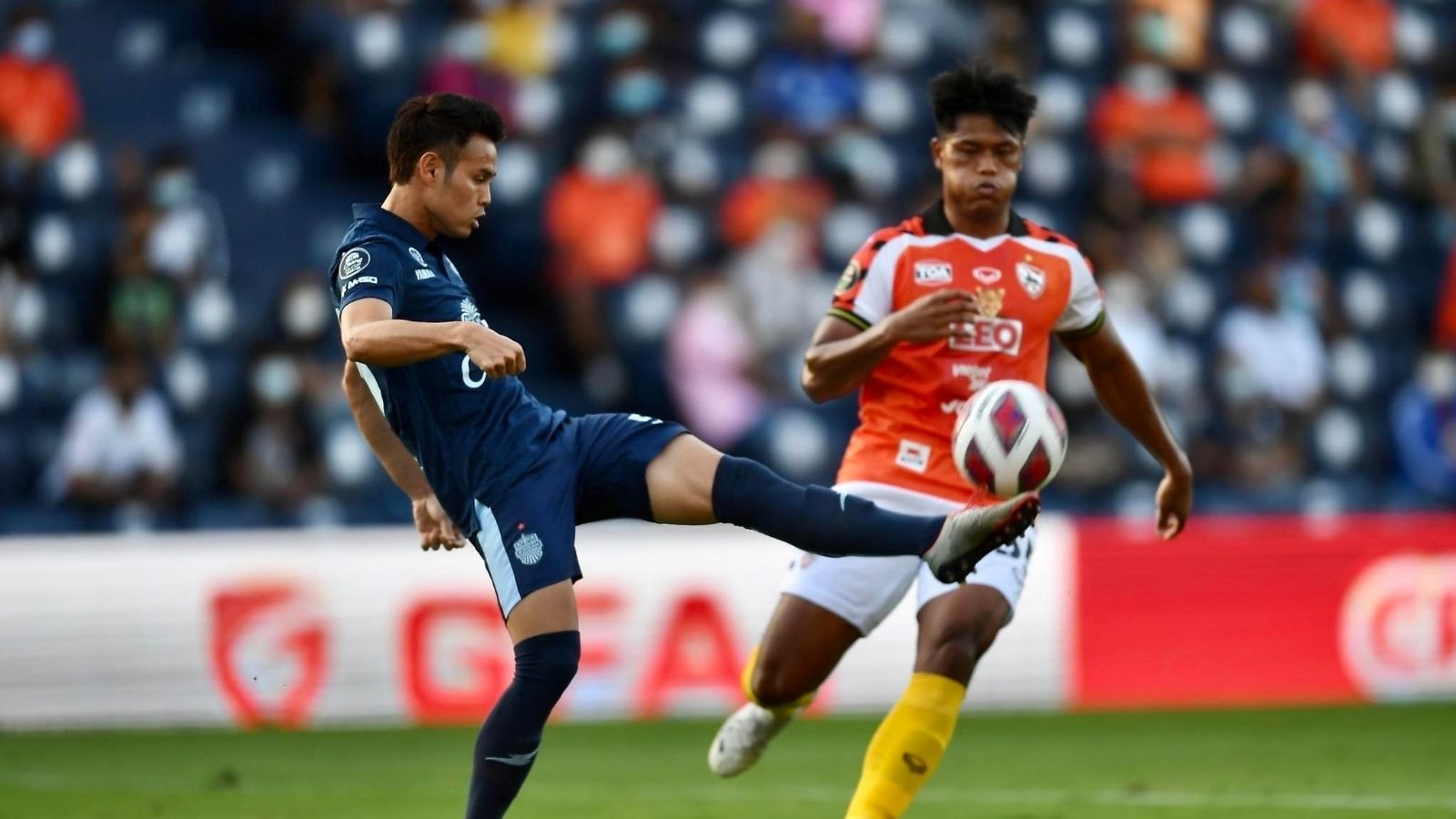 บุรีรัมย์ - ลีโอ เชียงราย