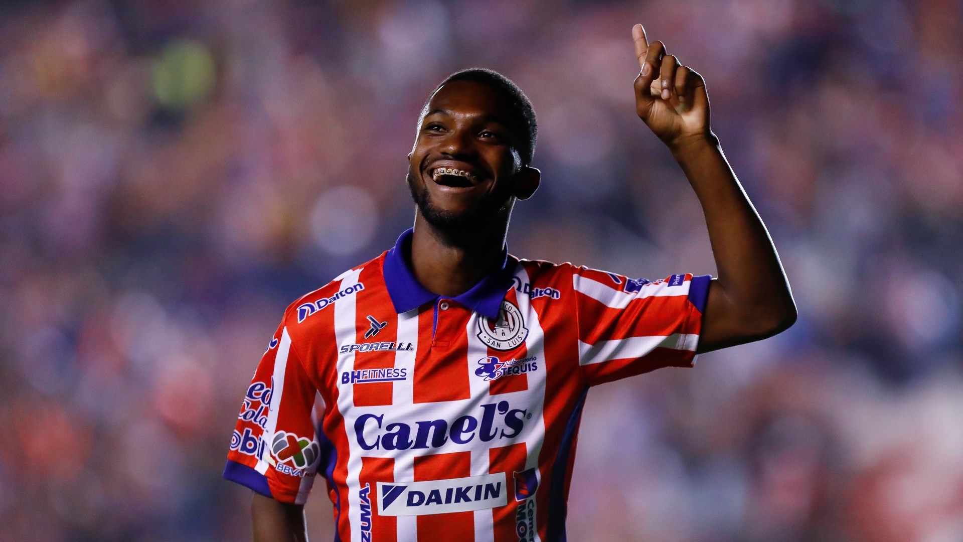 Vitinho San Luis 2023-24