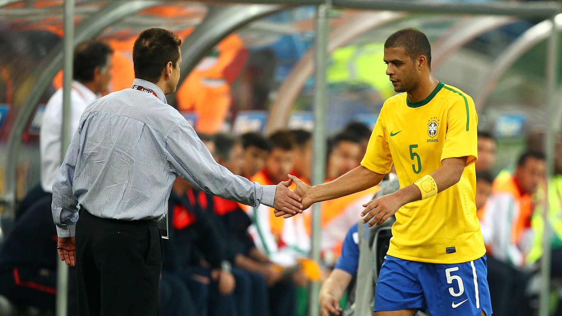 Felipe Melo Dunga Brazil 2010