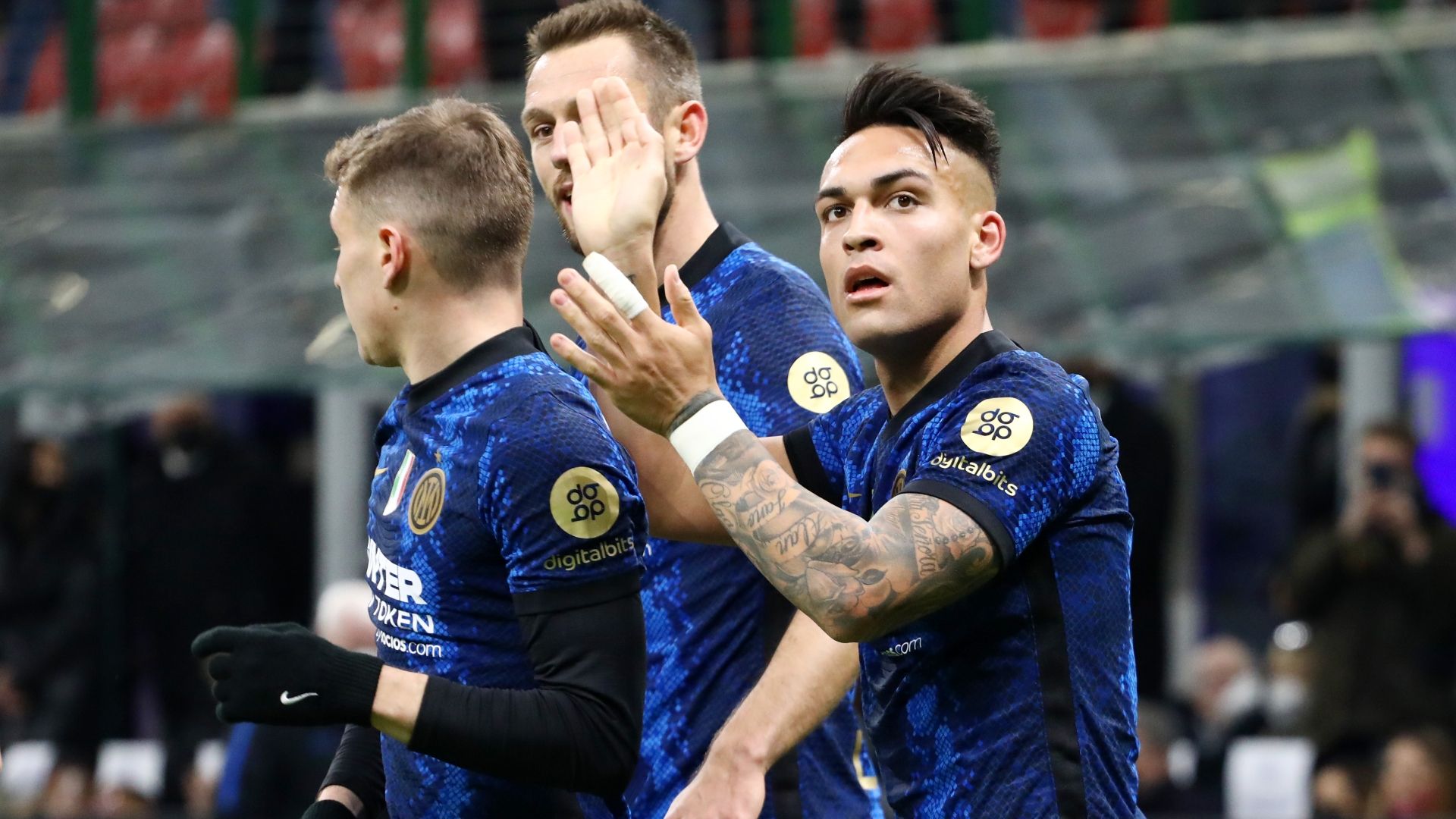 Lautaro Martinez Inter celebrating Salernitana Serie A