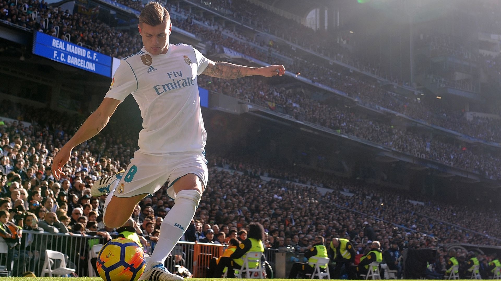 Toni Kroos Real Madrid 23120017