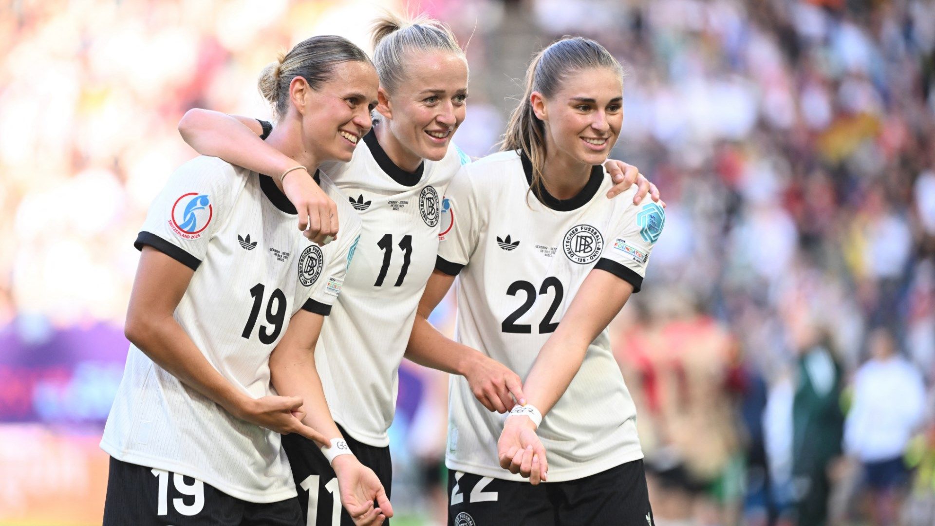 Lea Schuller Lena Oberdorf Klara Buhl Germany 2025