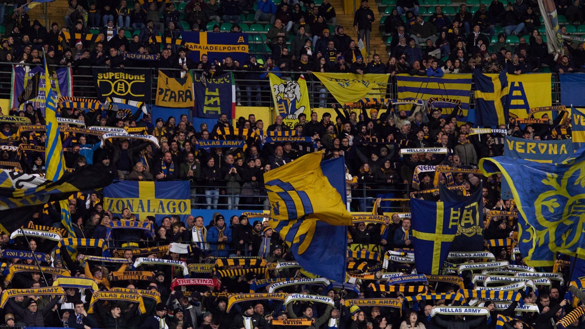 Verona Cagliari fans