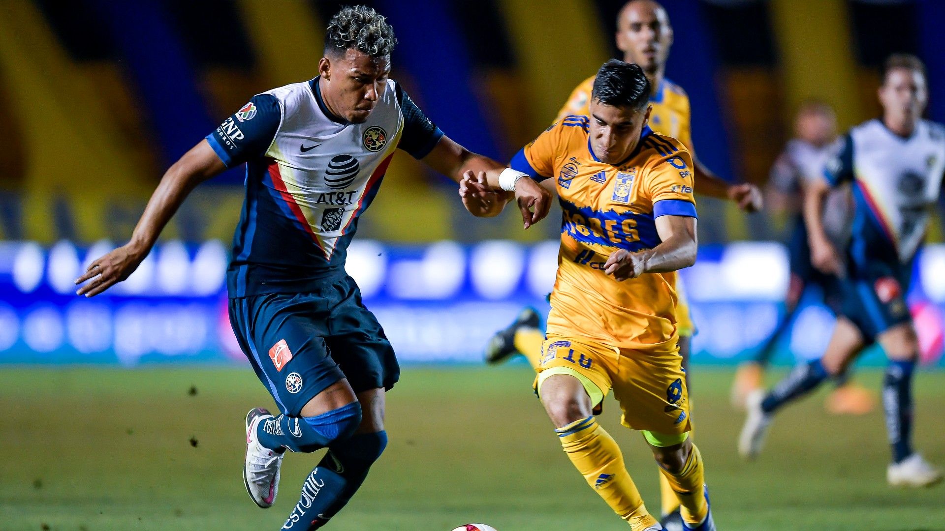 Roger Martínez Aldo Cruz Tigres América Guardianes 2021