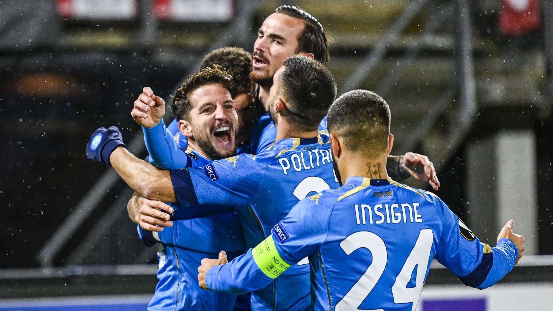 Napoli celebration - AZ Napoli - Europa League 2020/21