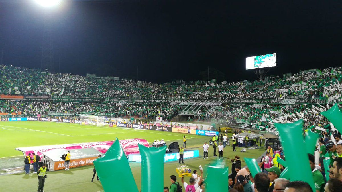 Hinchda Nacional recibimiento