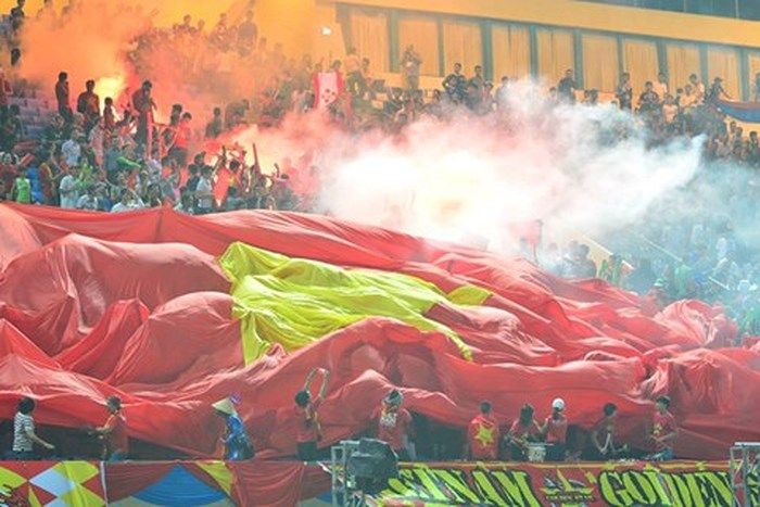 pháo sáng việt nam