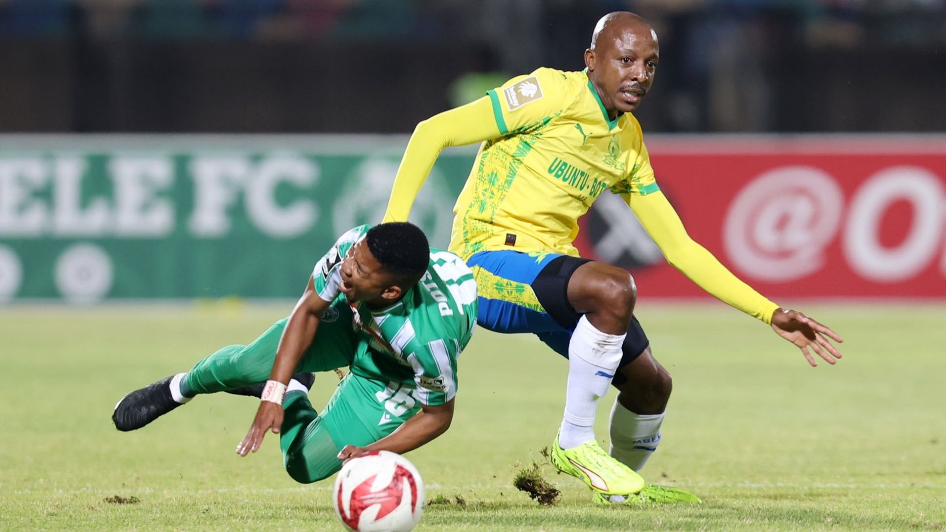 Khuliso Mudau and Vincent Pule, Mamelodi Sundowns vs Siwelele