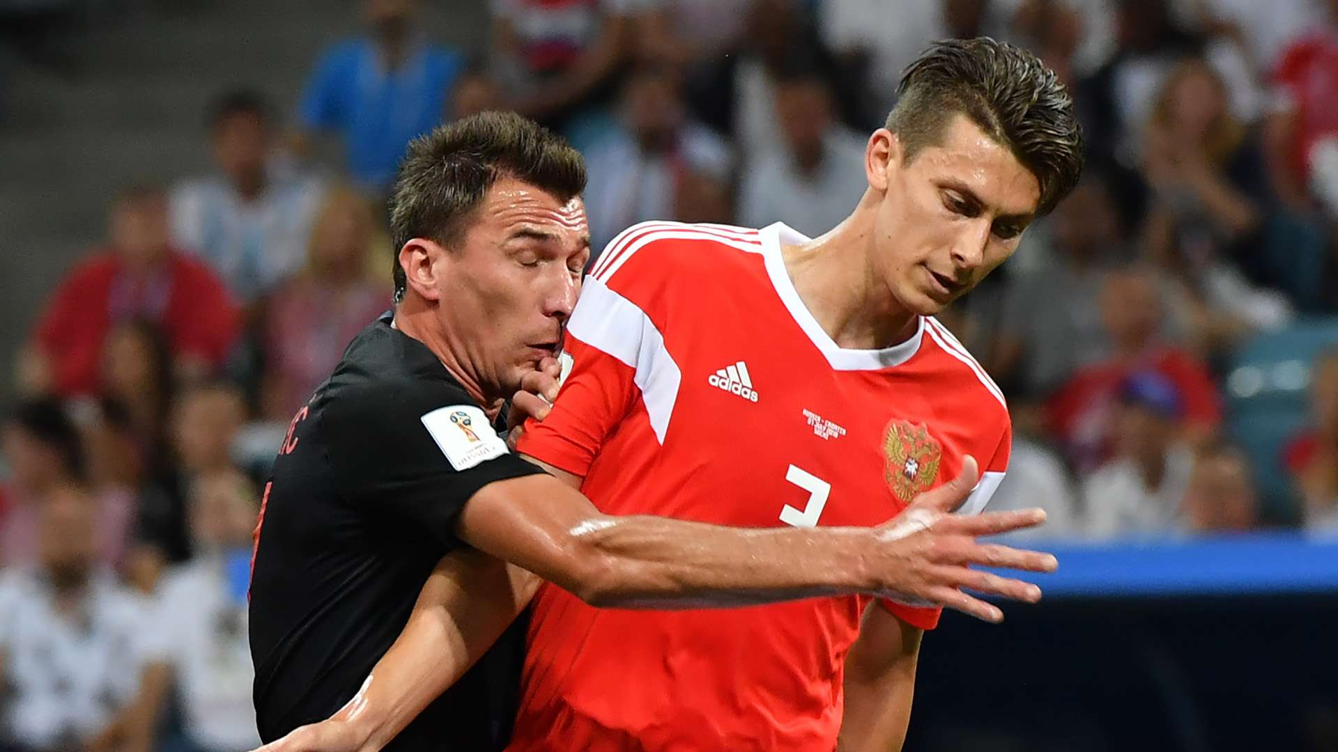 Mario Mandzukic Ilja Kutepov Russia Croatia World Cup 2018 070718