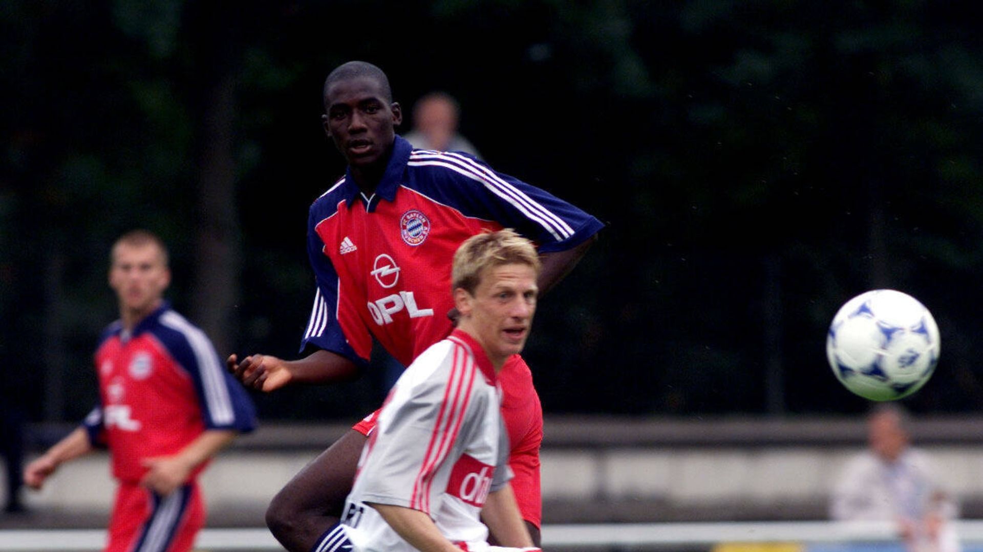 ONLY GERMANY Alou Diarra