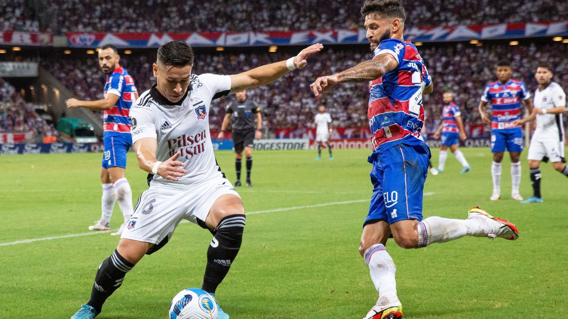 070422 Fortaleza Colo Colo Óscar Opazo