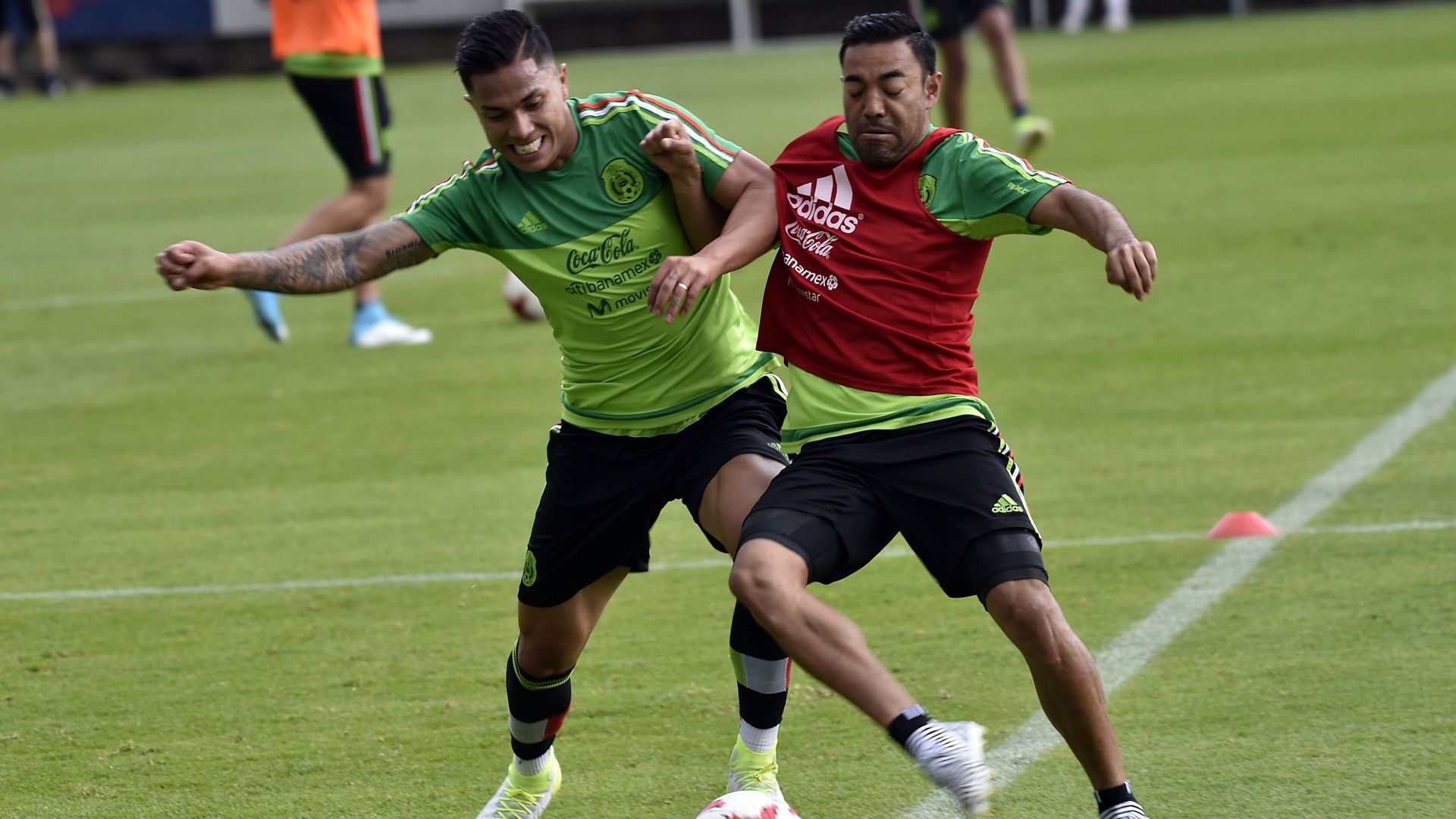 Marco Fabian, Carlos Salcedo, Mexiko, 06072017