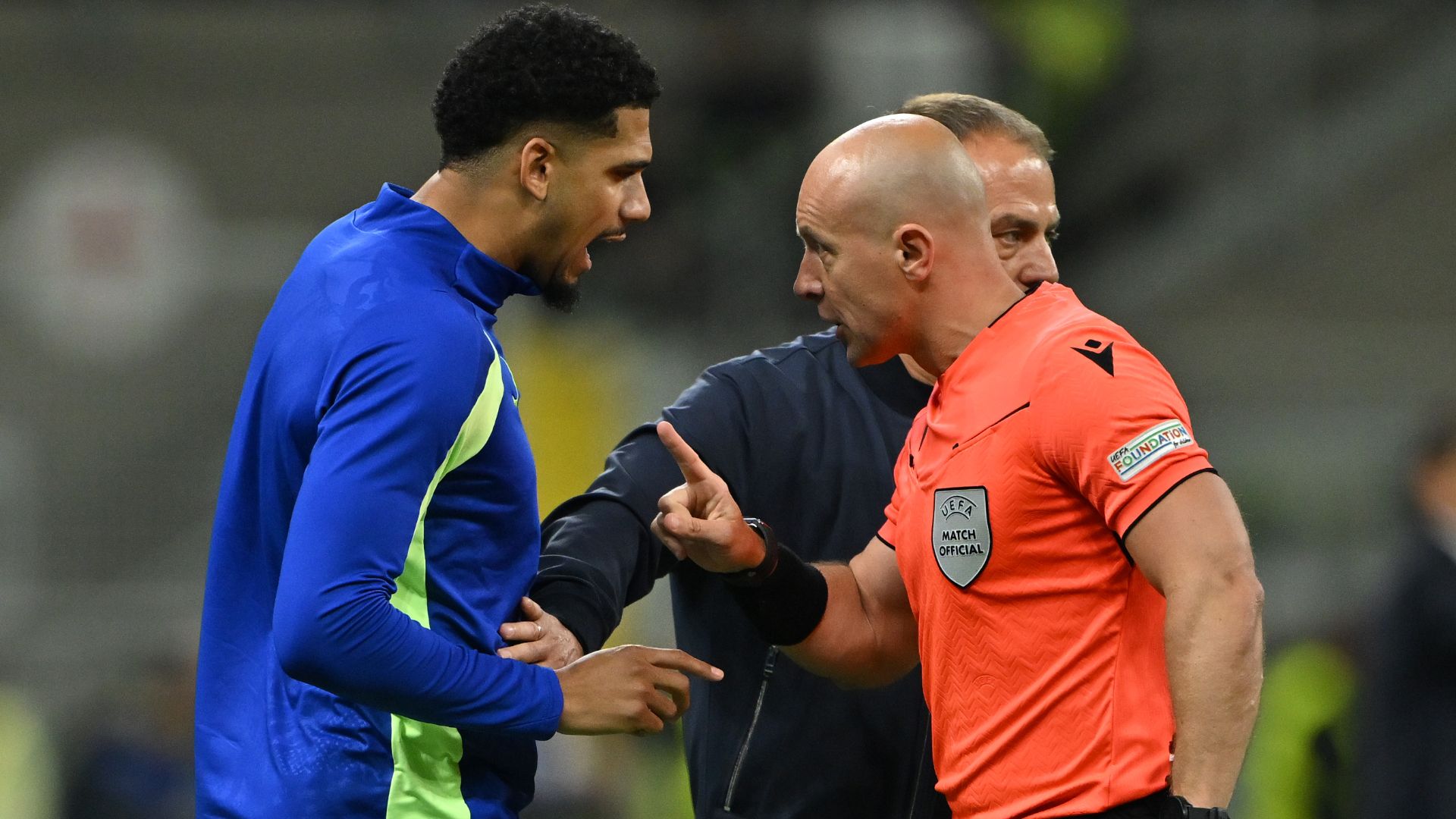 Barcelona boss Hansi Flick and his players were left bemused by the decisions made by referee Szymon Marciniak in their narrow loss to Inter. | Goal.com UK