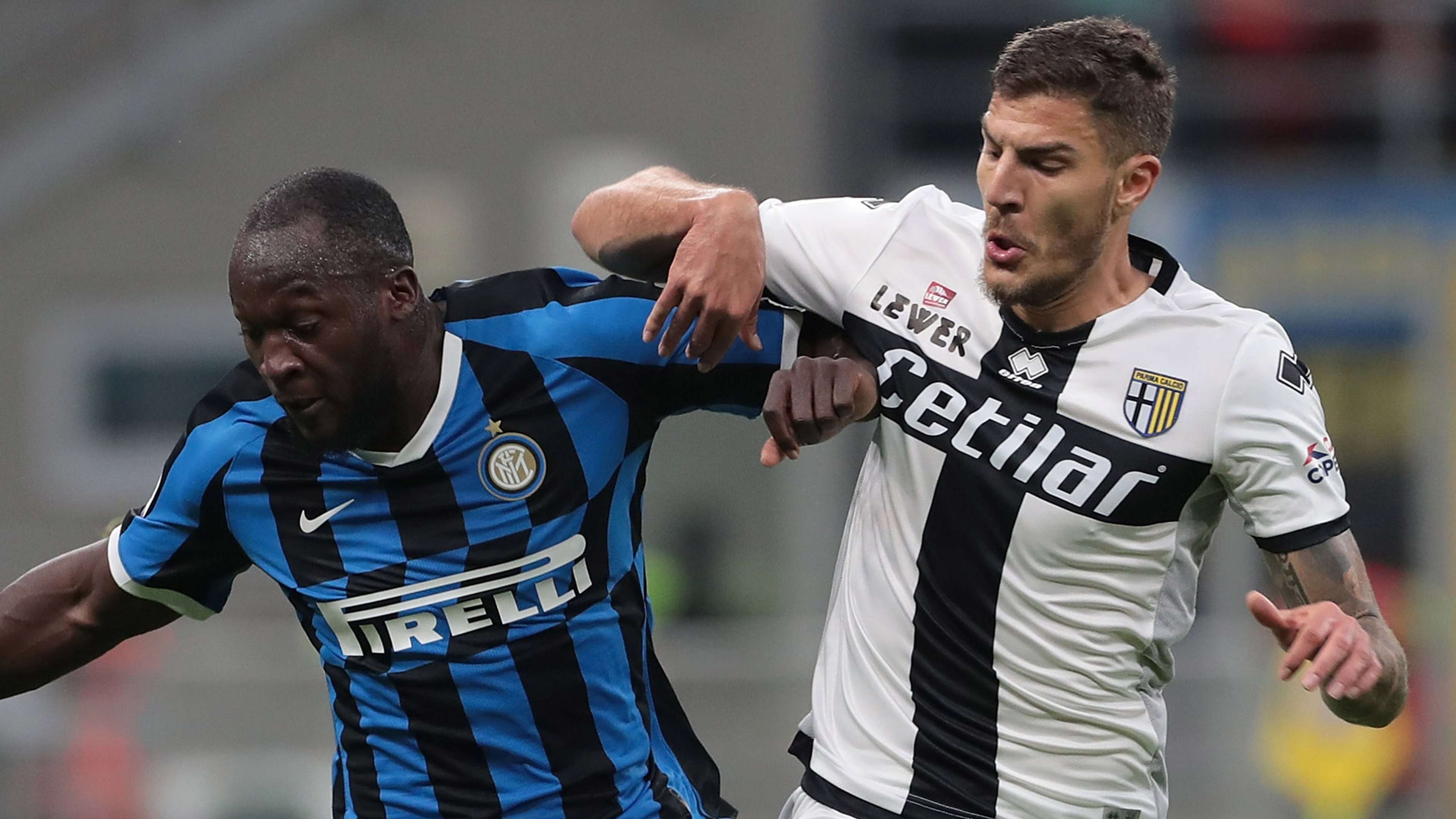 Romelu Lukaku Kastriot Dermaku Inter Parma 2019